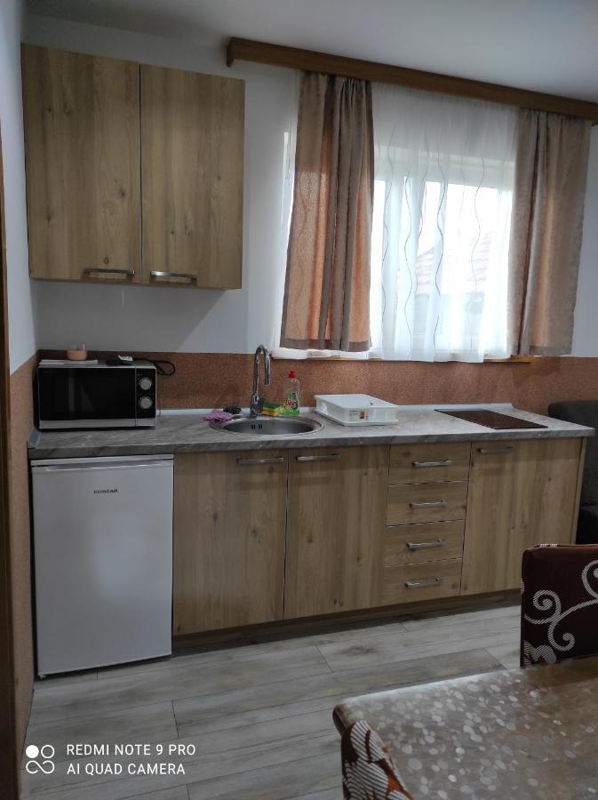 Apartman Jakov Rakovica Exterior foto
